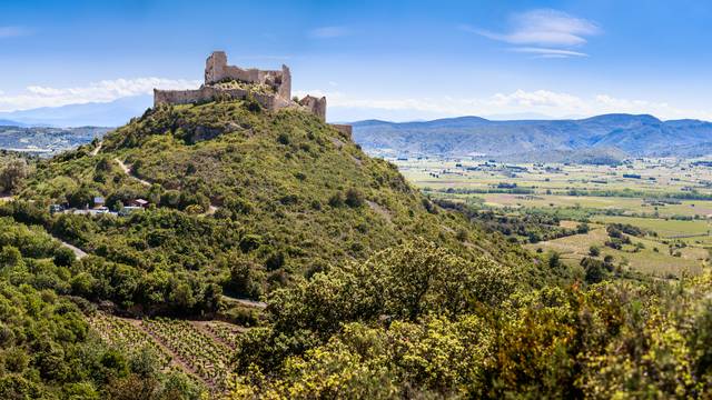 Castillo de Aguilar